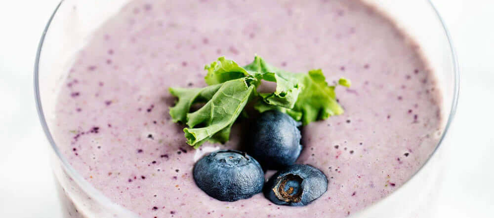 Blueberry yogurt kale smoothie